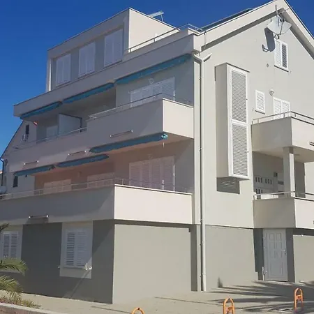 Apartments Biba Novalja Exterior foto