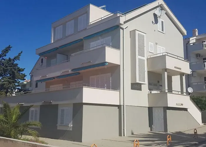 Apartments Biba