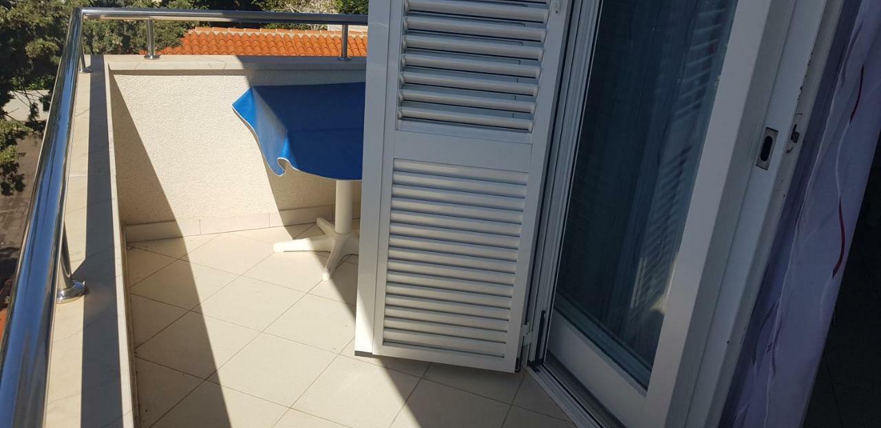 Apartment Biba Novalja