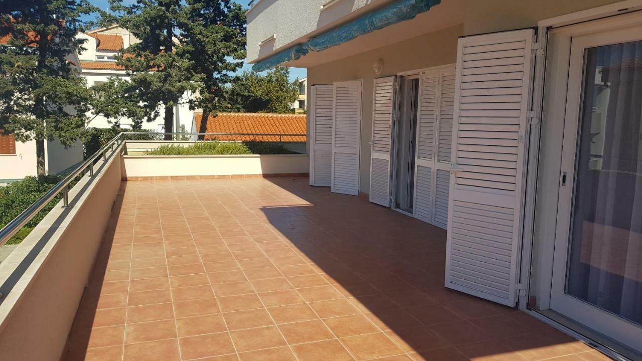 Apartment Biba Novalja